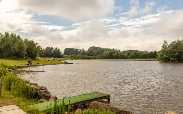 The coarse fihsing lake at Stanely Villa Glamping