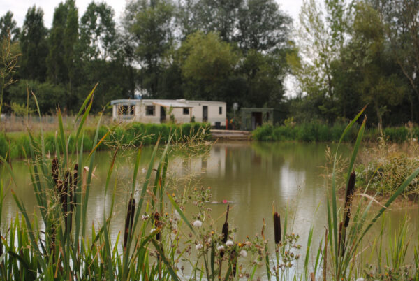 Brearly lakes - a caravan style lodge alongside a fishing lake