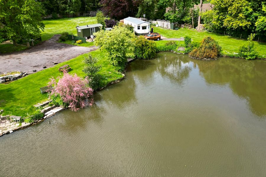 Herons Hide Lodge & Fishing
