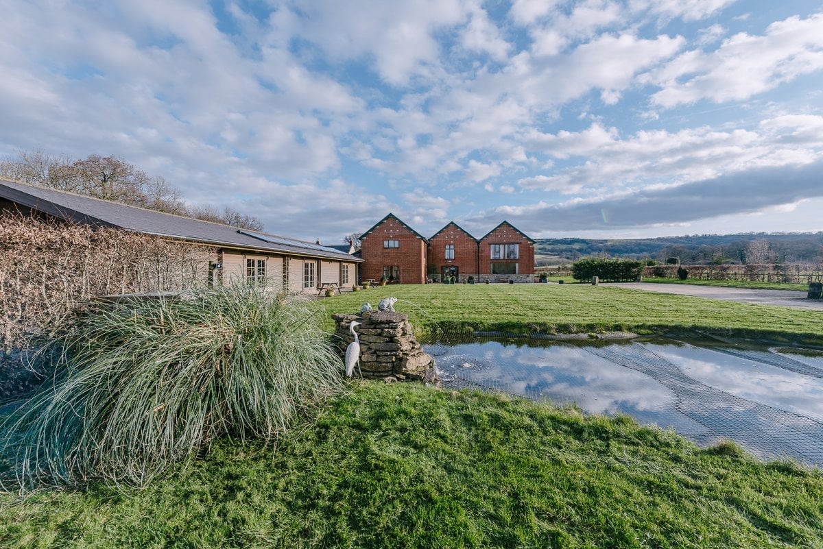 The Victorian Barn Cottages and Fishing Lake